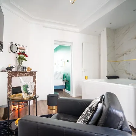 L'eclipse Paris, Avec Jacuzzi, A 10 Minutes Des Champs Elysees Lejlighed